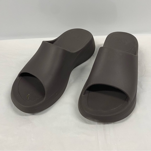 Zara Slides Sandals Womens 38-39 (7) black slippers shoes - Picture 2 of 6